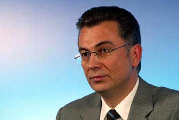 Αναστέλλεται μέχρι τον Οκτώβριο η εφαρμογή του νόμου για τον «βασικό μέτοχο»