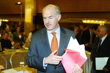 Σκληρή γλώσσα Παπανδρέου για την απόφαση του Εκλογοδικείου – Αντίδραση και από ΣΥΝ