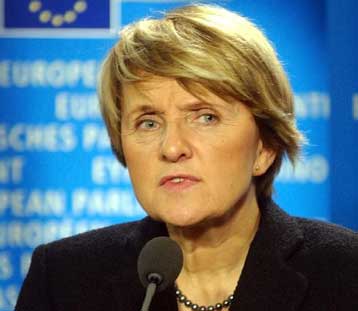 Κίνδυνος περικοπών ύψους 1,5 δισ. ευρώ στα κοινοτικά κονδύλια του Γ΄ΚΠΣ