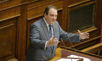Συναίνεση για διαρθρωτικές αλλαγές θα ζητήσει από τη Βουλή ο Κ.Καραμανλής