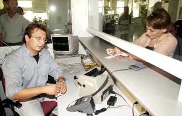 Παραβάσεις του 2001 από 14.439 φορολογούμενους αποκάλυψε το υπουργείο Οικονομικών