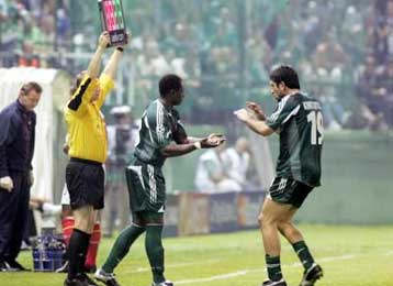 Η αισιοδοξία του Μιχαλάκη, η κόλαση του Μανώλη, οι απαιτήσεις του Γερμανού