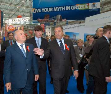 Διακρατική συμφωνία με τη Ρωσία στον τουρισμό προωθεί η κυβέρνηση