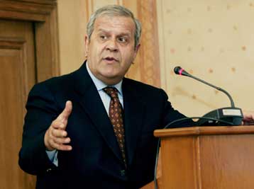 Προσεχώς, οι μικρές τροποποιήσεις στον «Καποδίστρια», ανακοίνωσε ο Θ.Νάκος