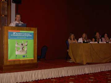 Πάνω από 500.000 οι ενταγμένοι σε φαρμακευτική θεραπεία για τα ναρκωτικά στην ΕΕ