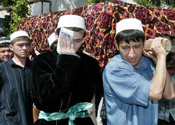 Φόβοι για εκατοντάδες νεκρούς από τις ταραχές στο Ουζμπεκιστάν