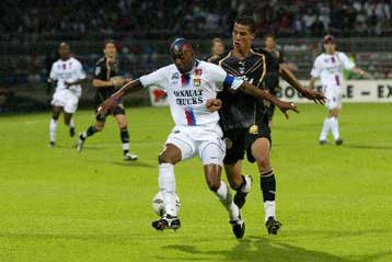 Επίδειξη δύναμης από τη Λιόν, κουνάει το «σεντόνι» η Λιλ του Ταυλαρίδη