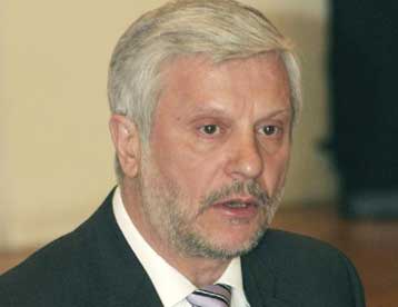 Βολές κατά Αγγελόπουλου – Βενιζέλου από τον Πέτρο Τατούλη