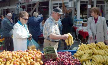 «Όχι» στο νέο ωράριο λειτουργίας της Λαχαναγοράς λένε οι πωλητές λαϊκών αγορών