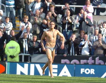 Το τελευταίο του ματς με τη φανέλα της Νιούκαστλ έδωσε ο Ρομπέρ