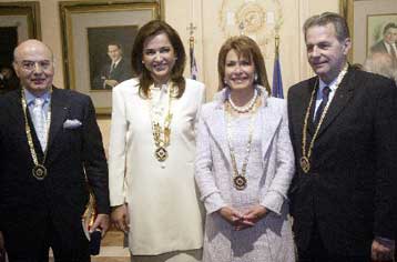 Χρυσό Μετάλλιο Αξίας της Πόλεως των Αθηνών σε Ρογκ, Αγγελοπούλου και Νικολάου