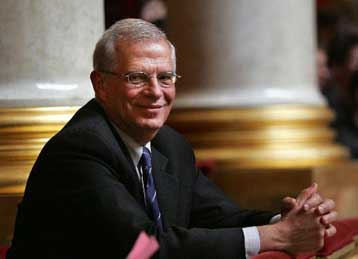 Καθήκον μας ο αγώνας ενάντια του ρατσισμού σε βάρος ομοφυλοφίλων, τονίζει η Ευρωβουλή