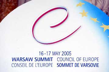 Με ανανέωση δεσμεύσεων στις κοινές αρχές έληξε η σύνοδος του Συμβουλίου της Ευρώπης