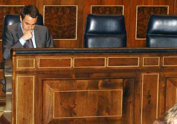 Διάλογο με την ΕΤΑ αρχίζει η Ισπανία, εάν η οργάνωση αποκηρύξει τη βία