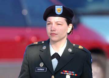 Έξι μήνες κάθειρξη στην Σαμπρίνα Χάρμαν για τη φρίκη της Αμπού Γκράιμπ