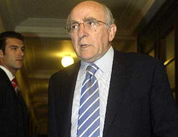 Νέες συγκρούσεις στο εσωτερικό της κυβέρνησης προβληματίζουν το Μαξίμου