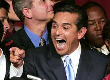 Το Λος Αντζελες αποκτά τον πρώτο ισπανόφωνο δήμαρχο από τον 19ο αιώνα