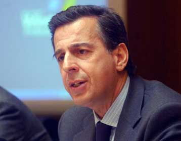 Προθεσμία Λιάπη έως το τέλος Mαΐου για την εθελούσια έξοδο στον ΟΤΕ