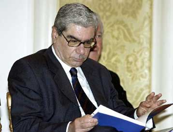 Η συλλογική σύμβαση καλύπτει τον πληθωρισμό, απαντούν οι έμποροι στη ΓΣΕΕ