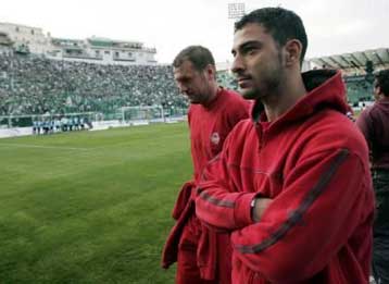 Εάν δεν πιστεύαμε στο νταμπλ, θα αλλάζαμε ομάδα, λέει ο Οκκάς