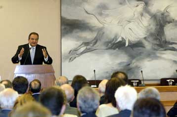 Η διαφάνεια αναγκαίο στοιχείο της Δημοκρατίας, τόνισε ο Κ.Καραμανλής