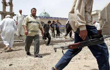 Υψηλόβαθμοι αξιωματούχοι στο στόχαστρο των εξτρεμιστών στο Ιράκ