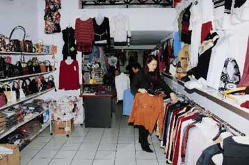 Μέτρα προστασίας της κλωστοϋφαντουργίας από τις κινεζικές εισαγωγές εξετάζει η κυβέρνηση