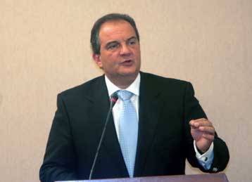 Σε «εξαίρετο επίπεδο» οι ελληνοαμερικανικές σχέσεις, τονίζει ο Κώστας Καραμανλής