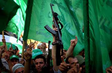 Επίθεση της Χαμάς σε οικισμό της Γάζας πυροδοτεί περαιτέρω το κλίμα στη Μ.Ανατολή