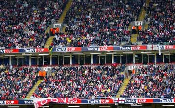 Μάντσεστερ Γιουνάιτεντ και Αρσεναλ για τον πιο ιστορικό τίτλο της γηραιάς Αλβιόνας