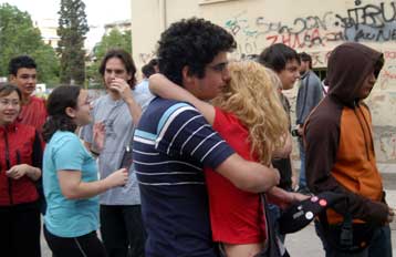 Με βατά θέματα στην Ιστορία άρχισαν το Σάββατο οι πανελλαδικές εξετάσεις