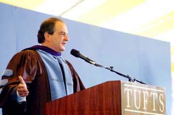 Επίτιμος διδάκτορας του πανεπιστημίου Tufts της Βοστόνης ο Κ.Καραμανλής