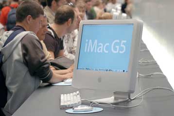 Τους επεξεργαστές Intel ενδέχεται να υιοθετήσει η Apple