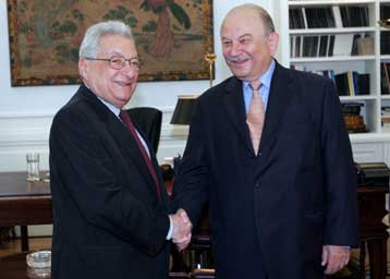 Τις τελευταίες εξελίξεις στο Κυπριακό συζήτησαν οι Π.Μολυβιάτης και Γ.Ιακώβου