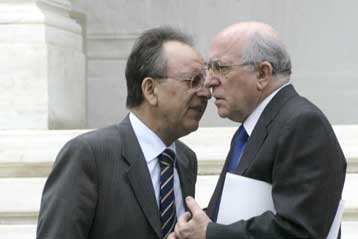 Επιτάχυνση των διαρθρωτικών αλλαγών ζήτησε από τους υπουργούς ο Κ.Καραμανλής