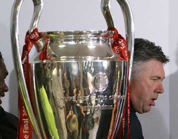 Αισιόδοξος και σίγουρος ο Αντσελότι για τη Μίλαν