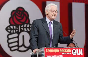 Ύστατη τηλεοπτική έκκληση Ζοσπέν για το «ναι» στο γαλλικό δημοψηφίσμα της Κυριακής