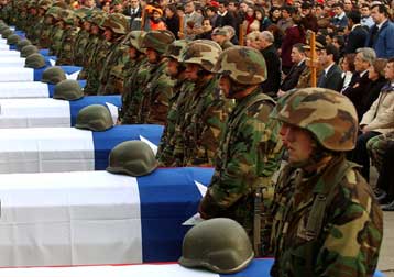 Σκέψεις για κατάργηση της υποχρεωτικής στράτευσης στη Χιλή μετά την πρόσφατη τραγωδία