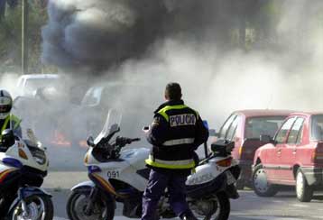 Η ΕΤΑ «υπογράφει» έκρηξη παγιδευμένου οχήματος με 34 τραυματίες στη Μαδρίτη