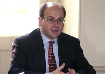 Εγκρίθηκε από το Ευρωπαϊκό Κοινοβούλιο η έκθεση Χατζηδάκη για το Δ΄ΚΠΣ