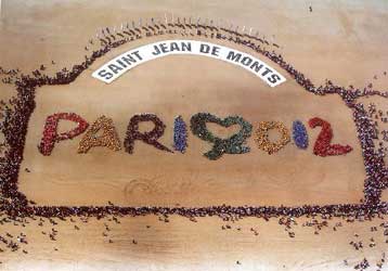 Aνθρώπινη αλυσίδα 4.500 Γάλλων για την προώθηση της υποψηφιότητας του Παρισιού