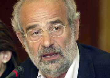 Επίσκεψη Αλαβάνου στον Δ.Καρίτσα, που αναμένει μόσχευμα καρδιάς στο Ωνάσειο