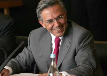 Βάση διαλόγου οι προτάσεις Νίμιτς για το όνομα της ΠΓΔΜ, επανέλαβε ο Γ.Βαληνάκης