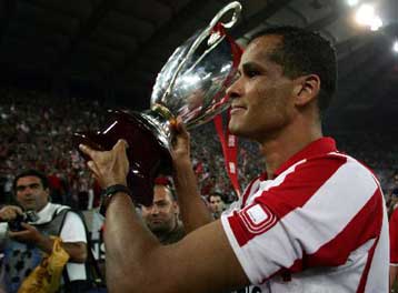 Προπονητή Ευρώπης ζήτησε ο Ριβάλντο για τον Ολυμπιακό