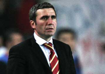 Τέλος ο Γκεόργκε Χάτζι από τον πάγκο της Γαλατάσαραϊ