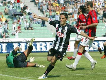 Κέρδισε το Champions League η Ουντινέζε, στα μπαράζ Πάρμα-Μπολόνια για την παραμονή