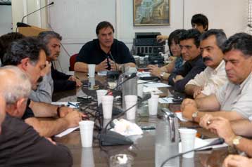 Με απεργία απαντά η ΟΤΟΕ στα κυβερνητικά σχέδια για το ασφαλιστικό των τραπεζών