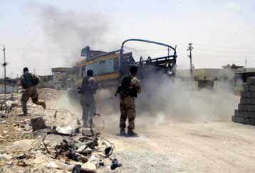 Εννέα νεκροί από πτώση ιρακινού αεροπλάνου και ιταλικού ελικοπτέρου στο Ιράκ