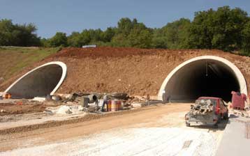 Το σχέδιο για τις συμπράξεις Δημόσιου και Ιδιωτικού Τομέα στην Κυβερνητική Eπιτροπή