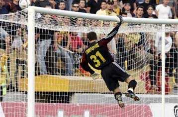 Σκληρή απάντηση Σ.Λυμπερόπουλου στον Χατζάρα